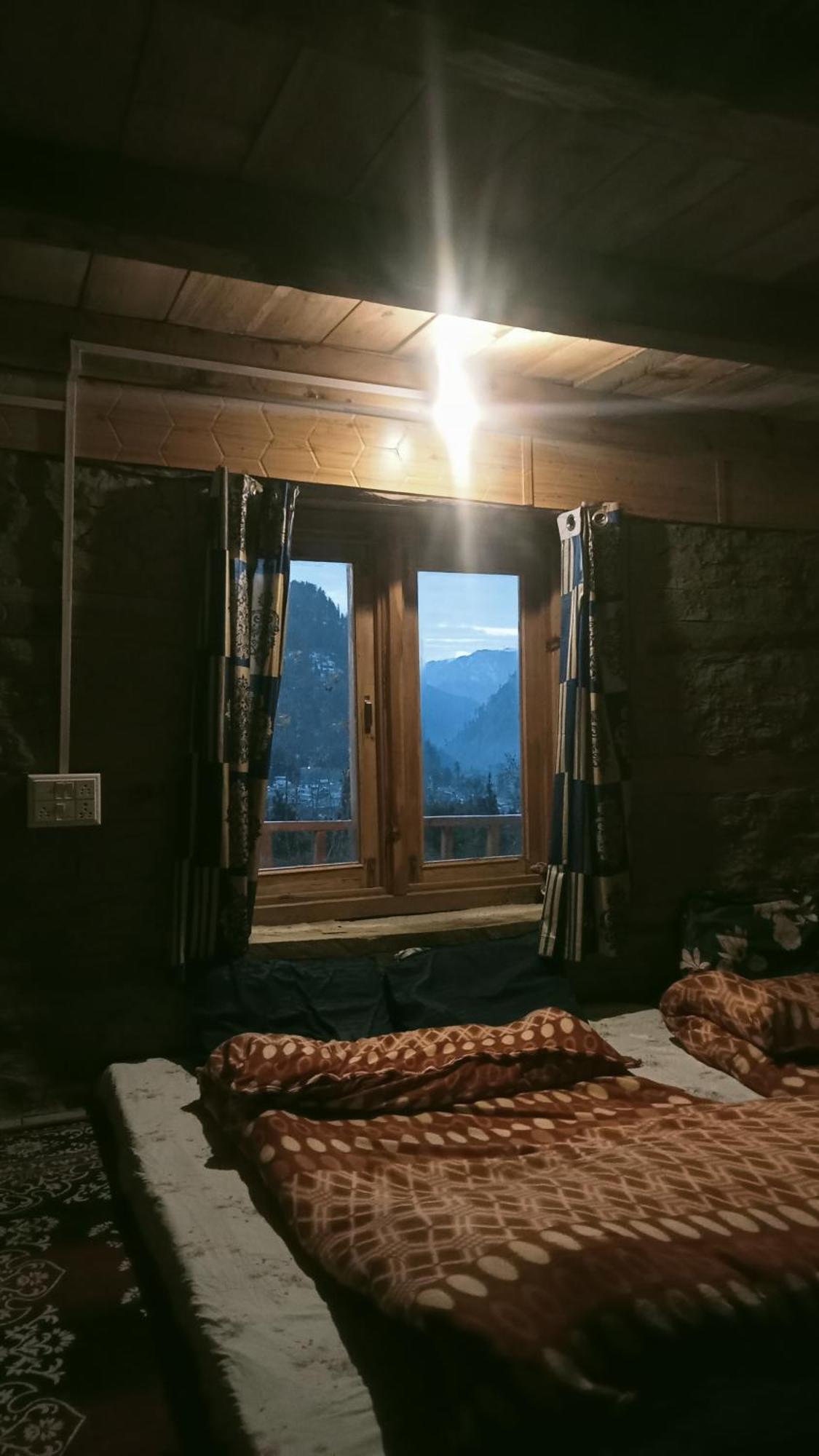 Woodstock Villa Rooms&Entirevilla Tulga Kalgha Eksteriør billede
